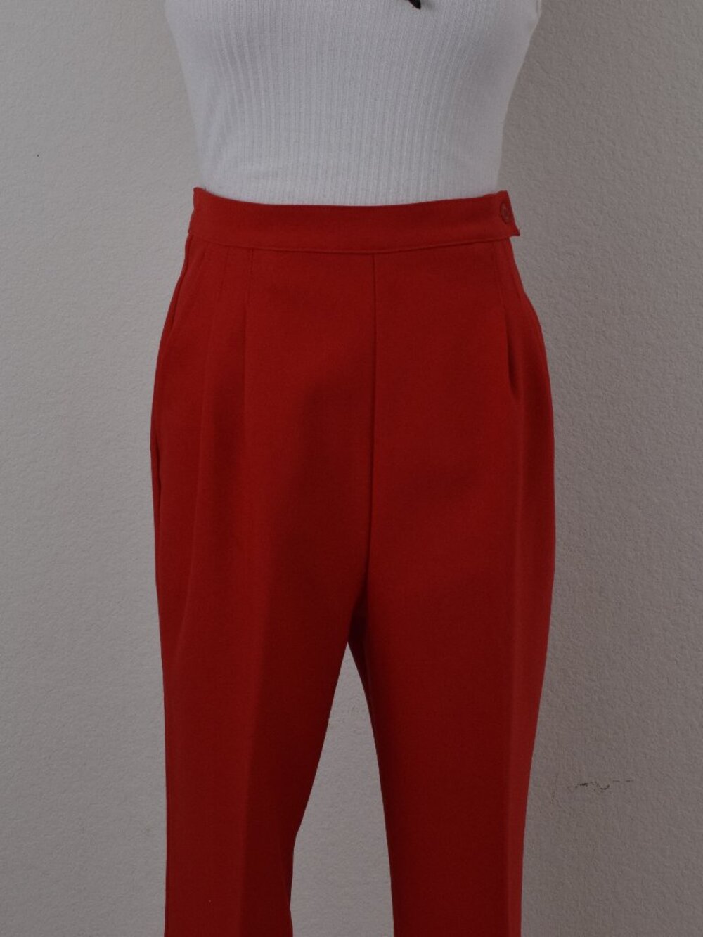 Vintage 80s Red Polyester Pleated Trousers by Pykettes | 28 waist